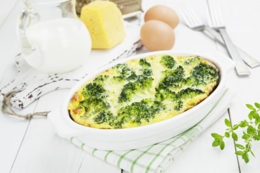 Receita de Brócolos com Queijo - Brocolos-com-queijo-380x253