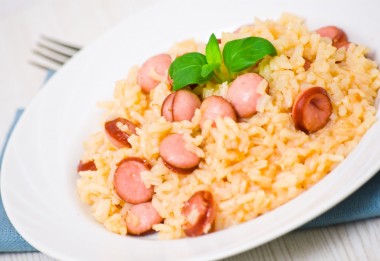 Receita de Arroz com Salsicha - Arroz-com-salsicha-380x261