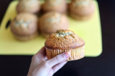 Receita de Bolinho de Limão  - Bolinho-de-limão-380x253