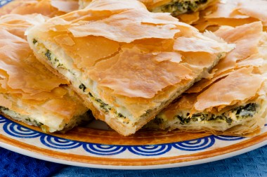 Receita de Pasteizinhos e Torta Spanakopita - Pasteizinhos-e-torta-Spanakopita-380x252