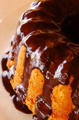 Receita de Bolo de Cenoura Diferente - Bolo-de-cenoura-especial-265x400