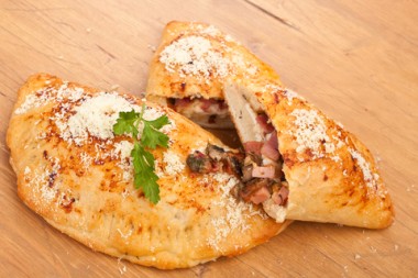 Receita de Calzone - Calzone-380x253