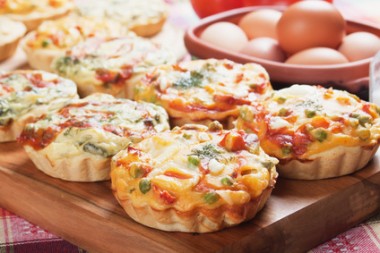 Receita de Miniquiche de Palmito com Tomate Seco - Mini-quiche-de-palmito-com-tomate-seco-380x253