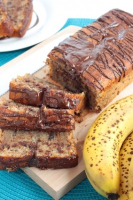 Receita de Bolo de Banana com Chocolate - Bolo-de-banana-com-chocolate-266x400