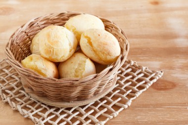 Receita de Pão de Queijo com Batatas - Pão-de-queijo-com-batatas-380x253