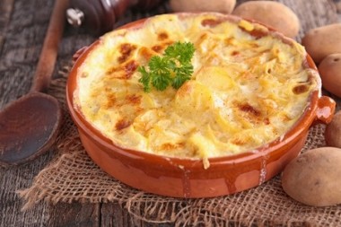 Receita de Batata Gratinada com Creme de Cebola - Batata-gratinada-com-creme-de-cebola-380x253