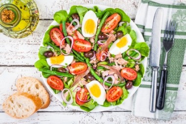 Receita de Salada Niçoise - Salada-niçoise-380x254