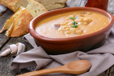 Receita de Sopa de Feijão Branco - Sopa-de-feijão-branco-380x253