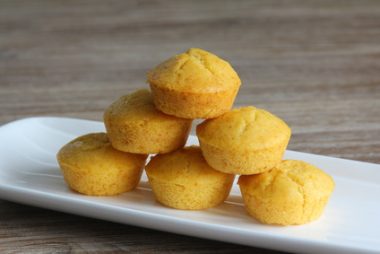 Receita de Muffin de Fubá - Muffin-de-fubá-380x254