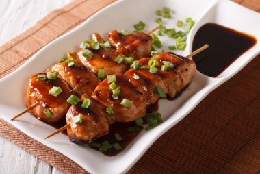 Receita de Yakitori Espetinho Japonês - Yakitori-380x254