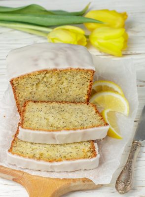 Receita de Bolo de Limão e Semente de Papoula - Bolo-de-limão-e-semente-de-papoula-294x400