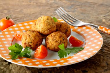 Receita de Bolinho de Peixe - Almôndega-de-peixe-380x253