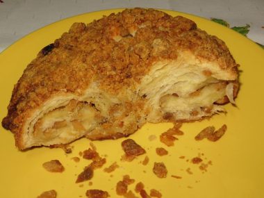 Receita de Pão de Torresmo - Pão-de-torresmo-2-380x285