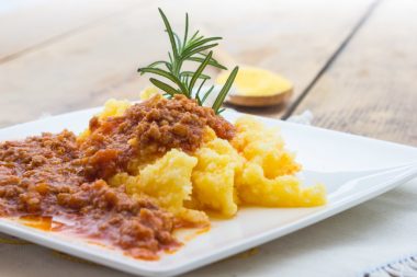 Receita de Polenta Fácil na Pressão - Polenta-fácil-na-pressão-380x253