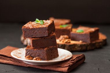 Receita de Brownie Fácil de Nozes - Brownie-fácil-de-nozes-380x253